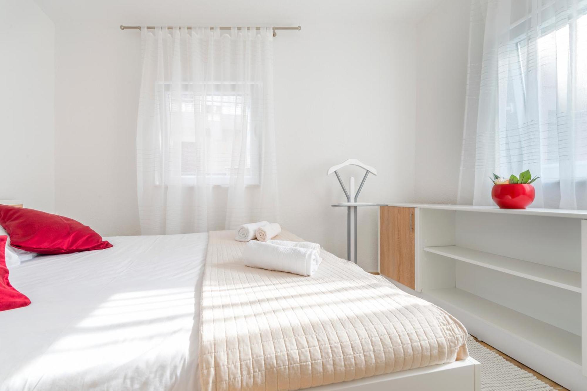 Apartments Roma Baska Voda Ngoại thất bức ảnh